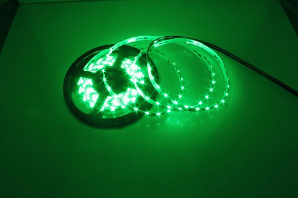 24V 60led/m 020 3 in 1 RGB side viewing flexible led strip
